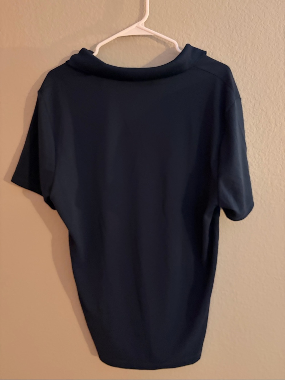 Perry Ellis Navy Crewneck T-Shirt